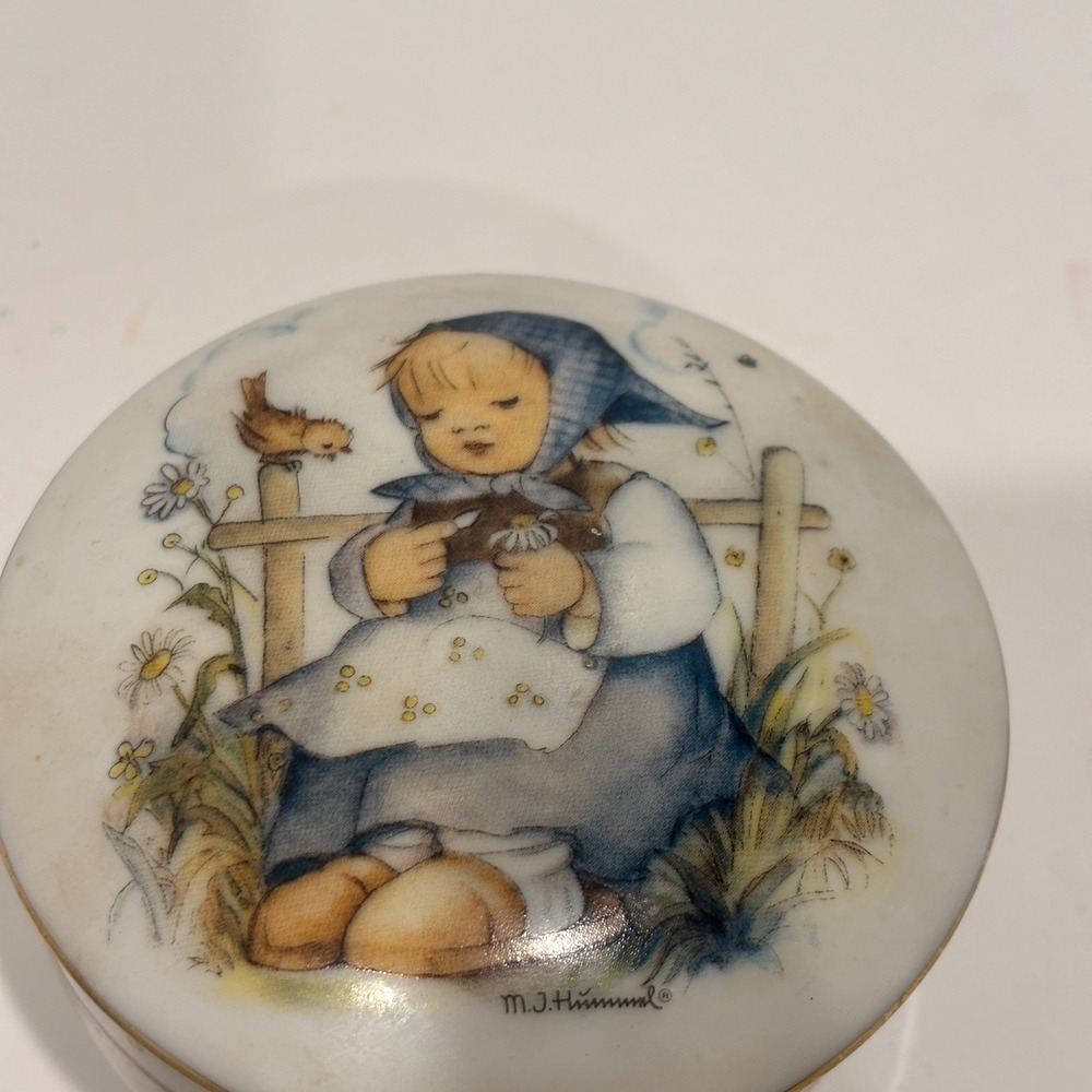MJ Hummel Reutter Porzellan Trinket Box He Loves Me 1993 Germany Goebel Lid